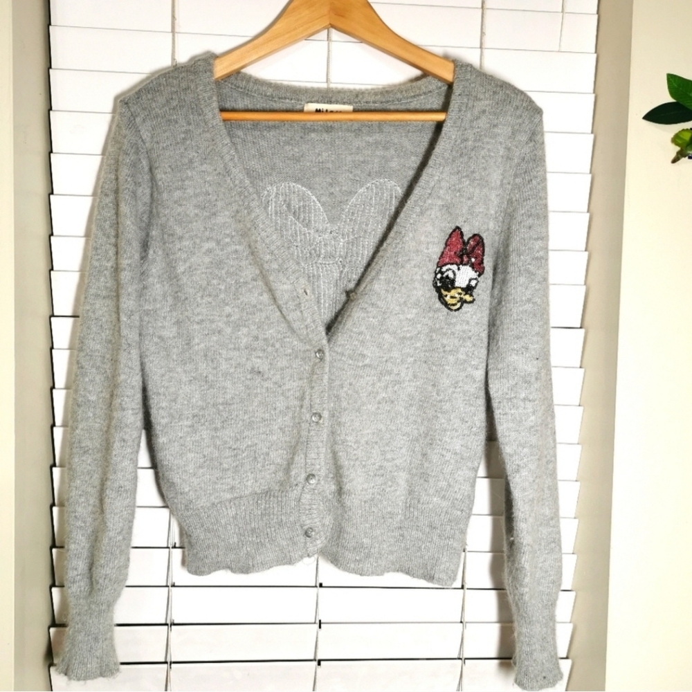 Cardigan - Picture 2 of 9